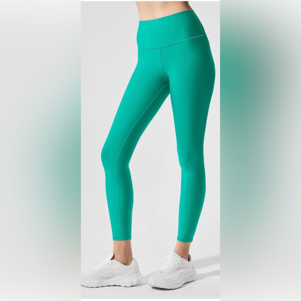 ALO Women's Airlift High-Waisted 7/8 Leggings size small
